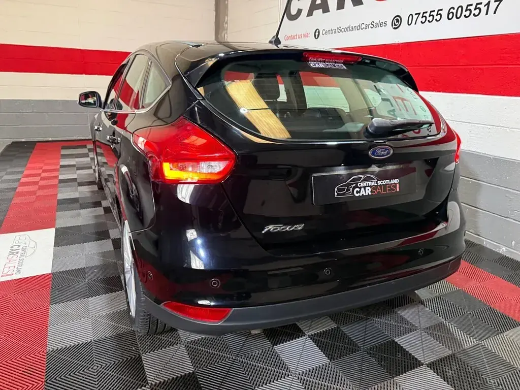 Used Ford Focus Titanium X 120 HP (88 kW) 2017 Black Hatchback
