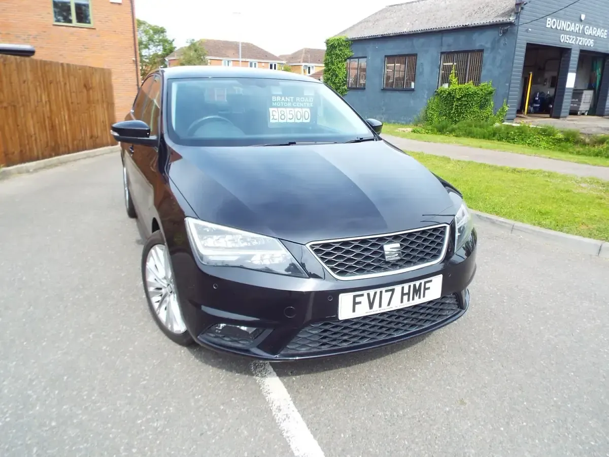 Used Seat Toledo XCELLENCE 110 HP (80 kW) 2017 Black Hatchback
