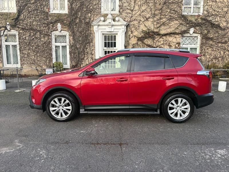 Used Toyota RAV4 150 HP (110 kW) 2013 Red SUV