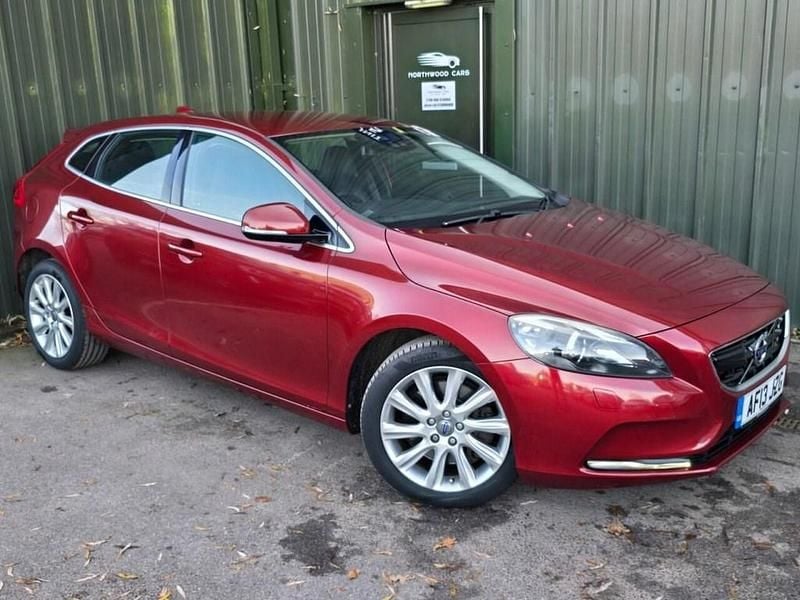 Red Used 2013 Volvo V40 SE Lux Hatchback | £7,900 (Good price) - Image 1/4