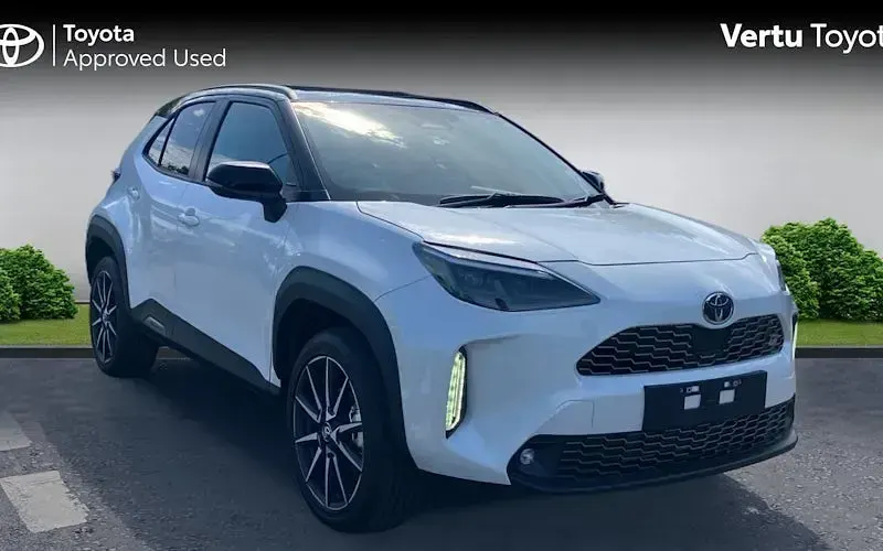 Used Toyota Yaris Hybrid Sport 131 HP (96 kW) 2026 Estate