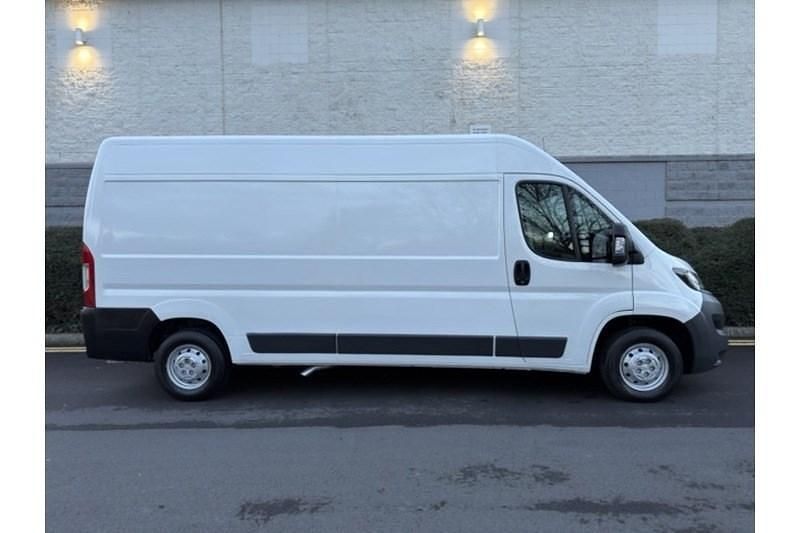 Used Peugeot Boxer 130 HP (95 kW) 2016 White Van