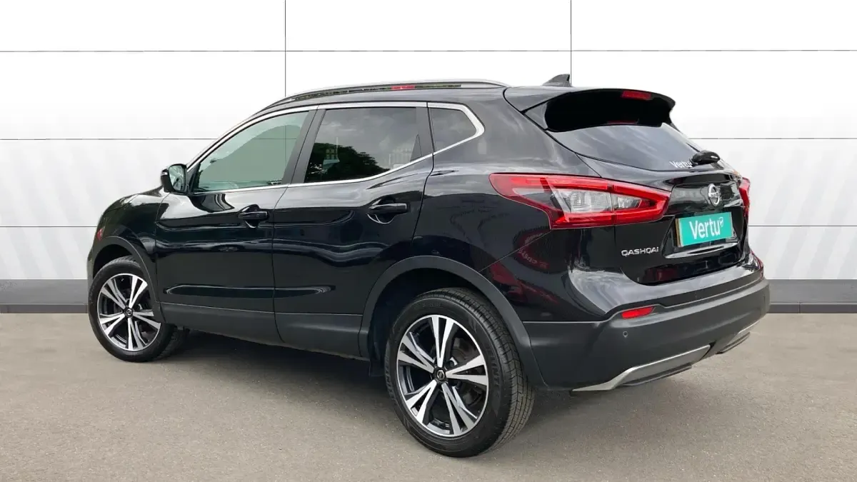 Used Nissan Qashqai N-Connecta 160 HP (117 kW) 2019 Black SUV