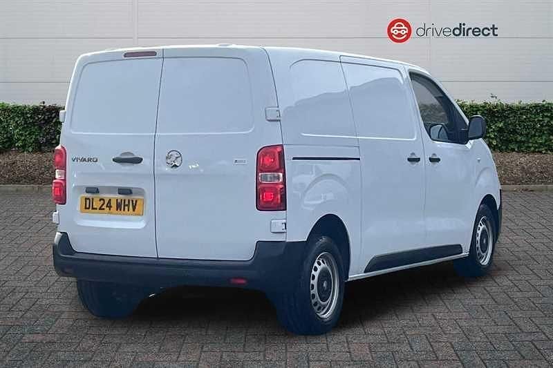Used Vauxhall Vivaro S 120 HP (88 kW) 2024 White MPV