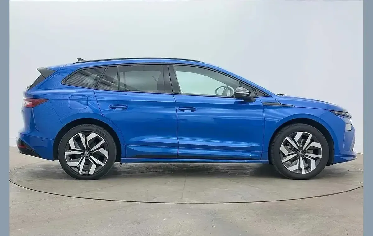 Used Skoda Enyaq iV SportLine 210 kW (286 HP) 2026 Race blue metallic SUV