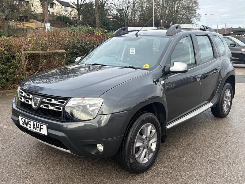 Grey Used 2015 Dacia Duster Lauréate Hatchback | £2,995 (Fair price) - Image 1/4