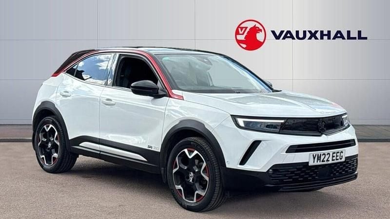 White Used 2022 Vauxhall Mokka SRi SUV | £14,300 (Fair price) - Image 1/4