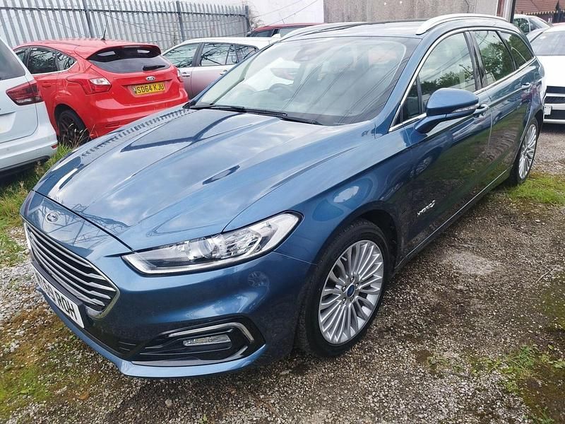 Blue Used 2019 Ford Mondeo Titanium Estate | £11,990 (A bit pricey) - Image 1/3