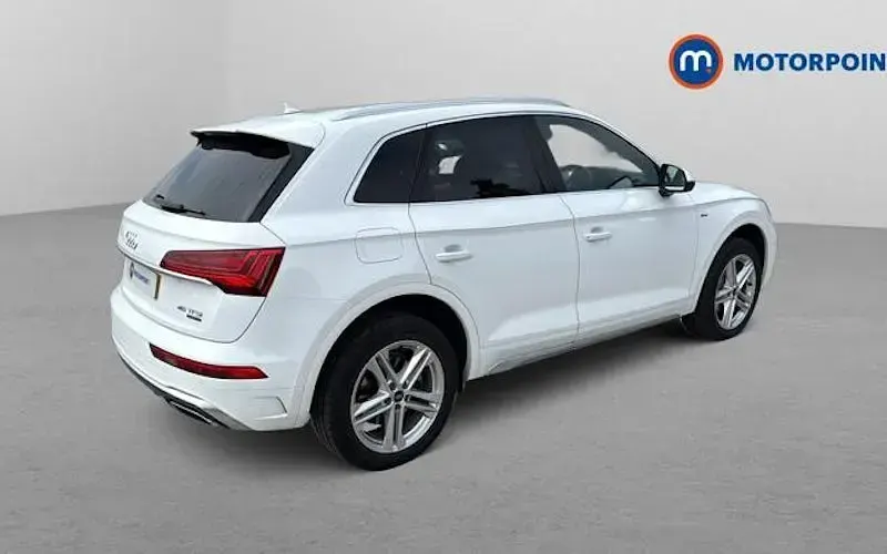 Used Audi Q5 S-Line 265 HP (194 kW) 2024 SUV