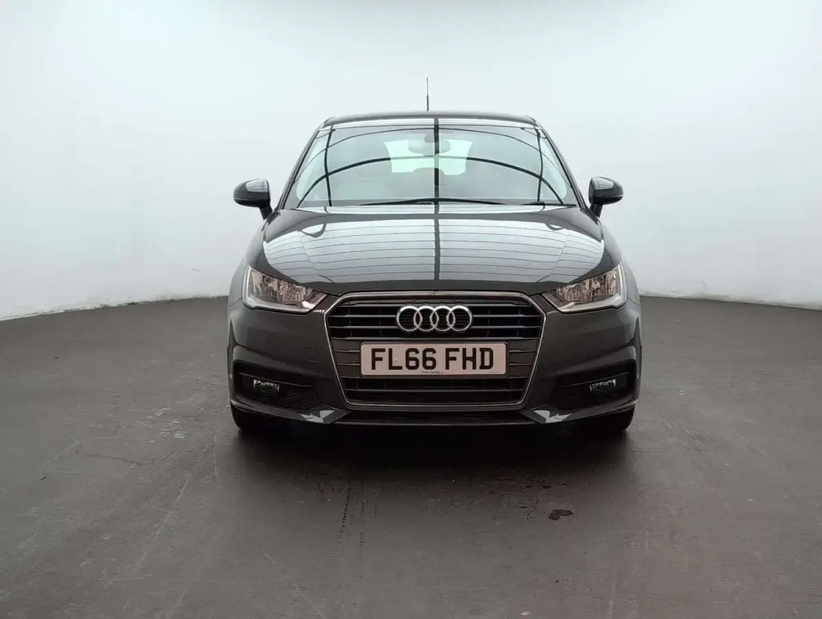 Used Audi A1 Sportback Sport 125 HP (91 kW) 2016 Grey Hatchback