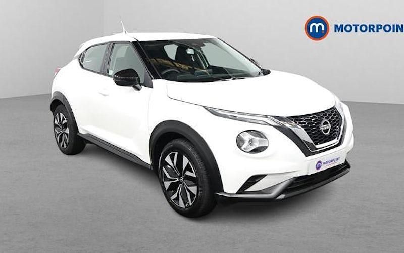 Used Nissan Juke Acenta 114 HP (83 kW) 2023 White SUV