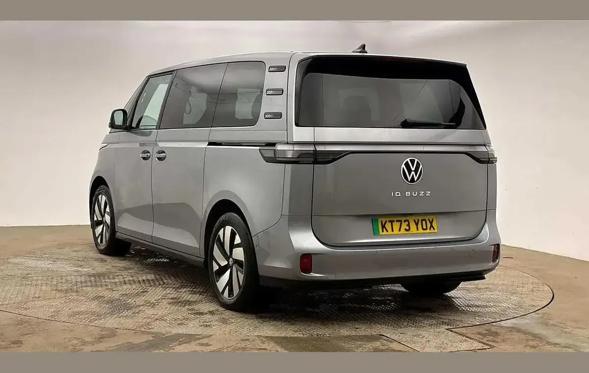 Used VW ID. Buzz Pro 147 kW (200 HP) 2024 Silver MPV