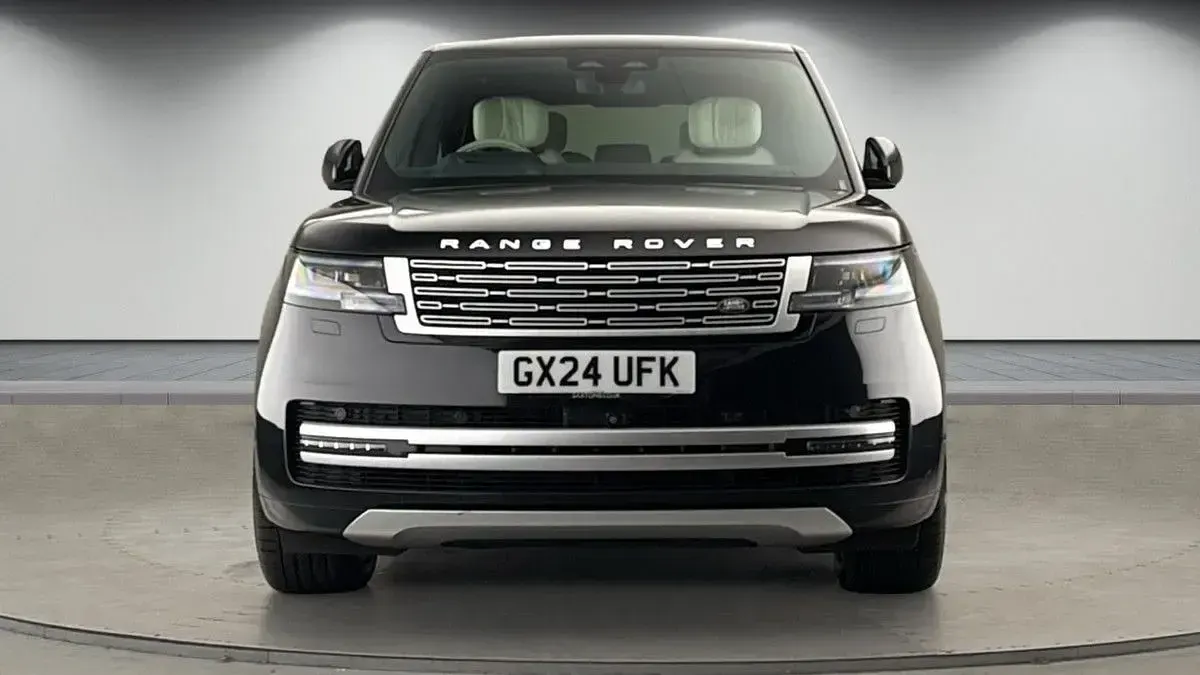 Used Land Rover Range Rover Autobiography 460 HP (338 kW) 2024 Santorini black SUV