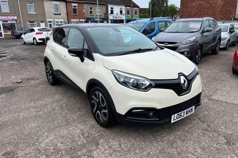 Creamwhite Used 2014 Renault Captur Dynamique SUV | £3,575 (Fair price) - Image 1/1