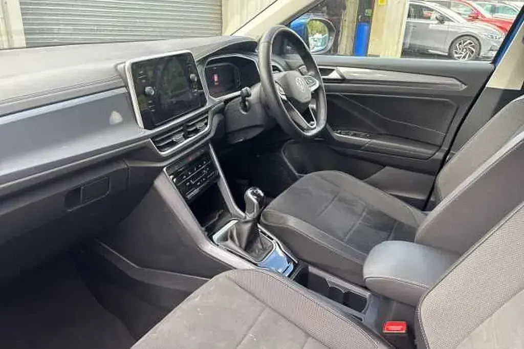 Used VW T-Roc 150 HP (110 kW) 2025 SUV