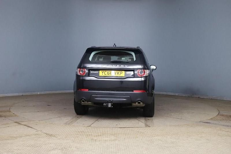 Used Land Rover Discovery Sport SE 2016 Black SUV