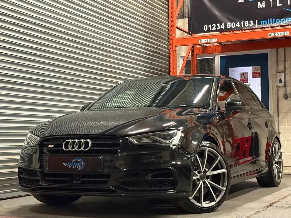 Begagnad Audi S3 Sportback Advanced 300 HK (220 kW) 2014 Svart Halvkombi