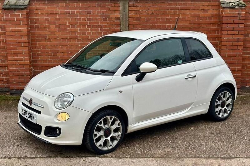 White Used 2015 Fiat 500 S Hatchback | £3,995 (Good price) - Image 1/1