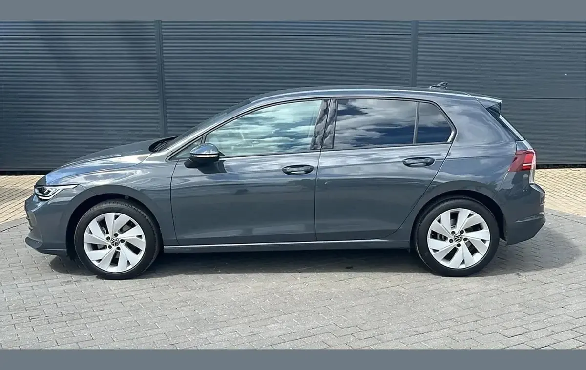 Used VW Golf VIII Match 147 HP (108 kW) 2025 Grey Hatchback
