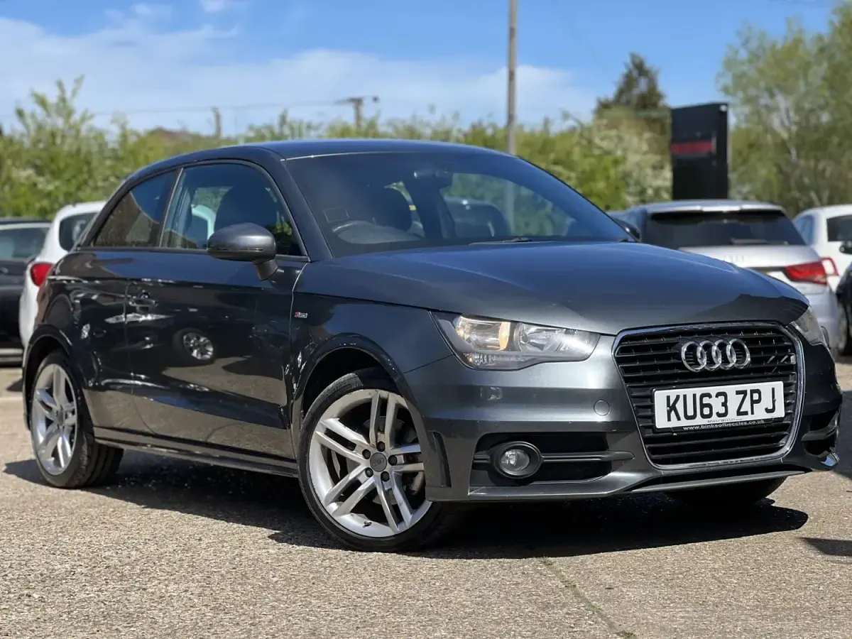 Usado Audi A1 S-Line 2013 Cinzento Citadino