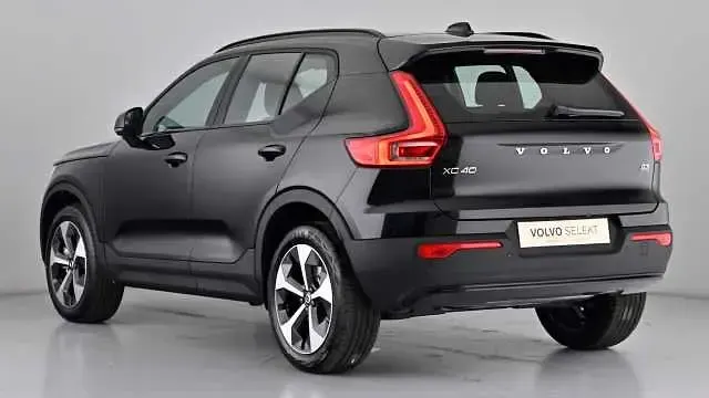New Volvo XC40 Plus 161 HP (118 kW) 2026 Onyx black SUV