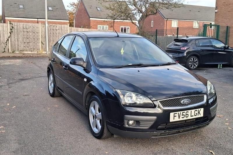 Black Used 2006 Ford Focus Zetec Hatchback | £995 (Good price) - Image 1/1