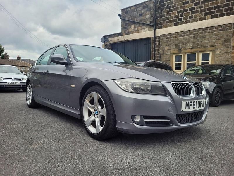 Grey Used 2011 BMW 320 Exclusive Sedan | £2,795 (Fair price) - Image 1/4