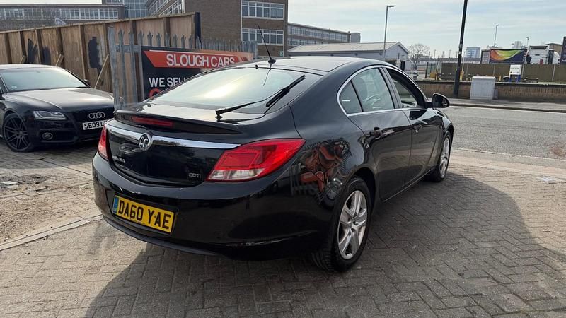 Used Vauxhall Insignia 2011 Black Hatchback