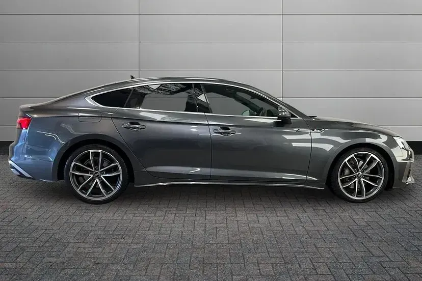 Used Audi A5 Sportback S-Line 201 HP (147 kW) 2022 Daytona grey Hatchback