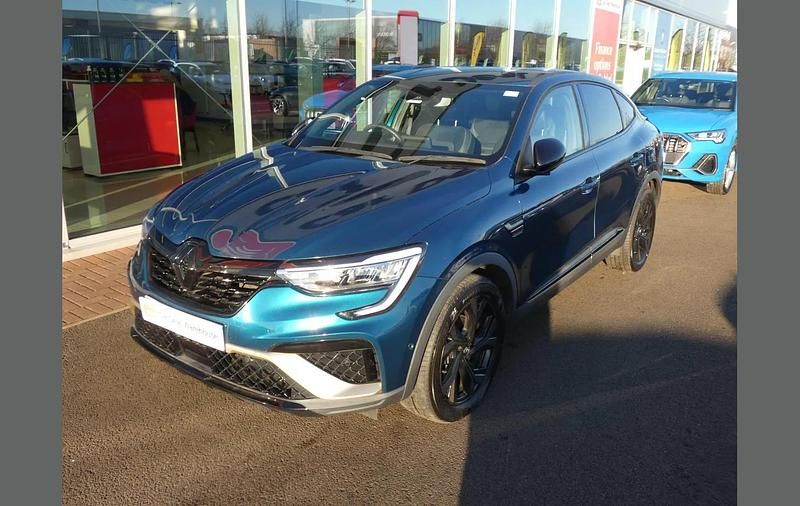 Used Renault Arkana Engineered 140 HP (102 kW) 2023 Blue SUV