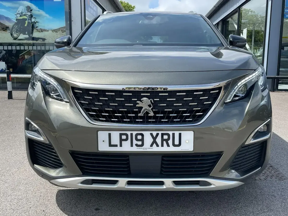 Used Peugeot 5008 GT-line 130 HP (95 kW) 2019 Grey SUV