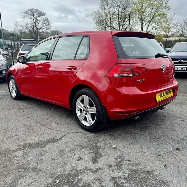 Used VW Golf VII Edition 110 HP (80 kW) 2016 Red Hatchback