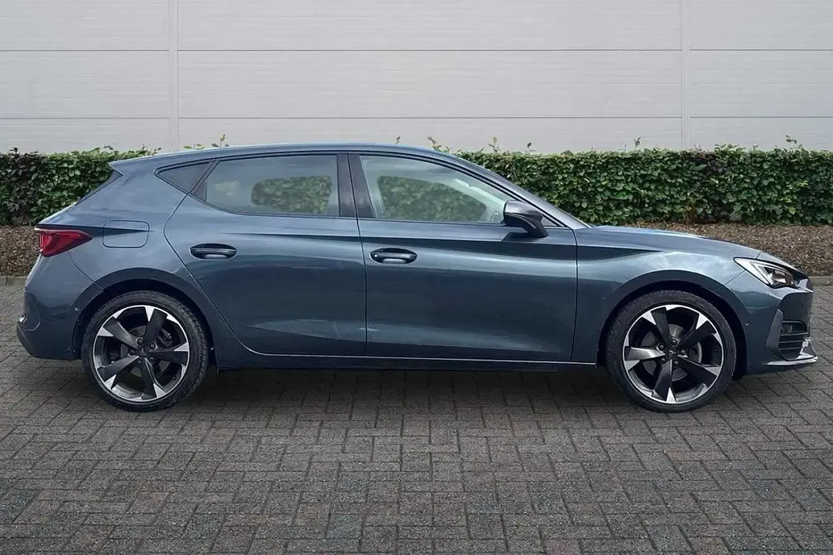 Used Cupra Leon 150 HP (110 kW) 2023 Grey Hatchback