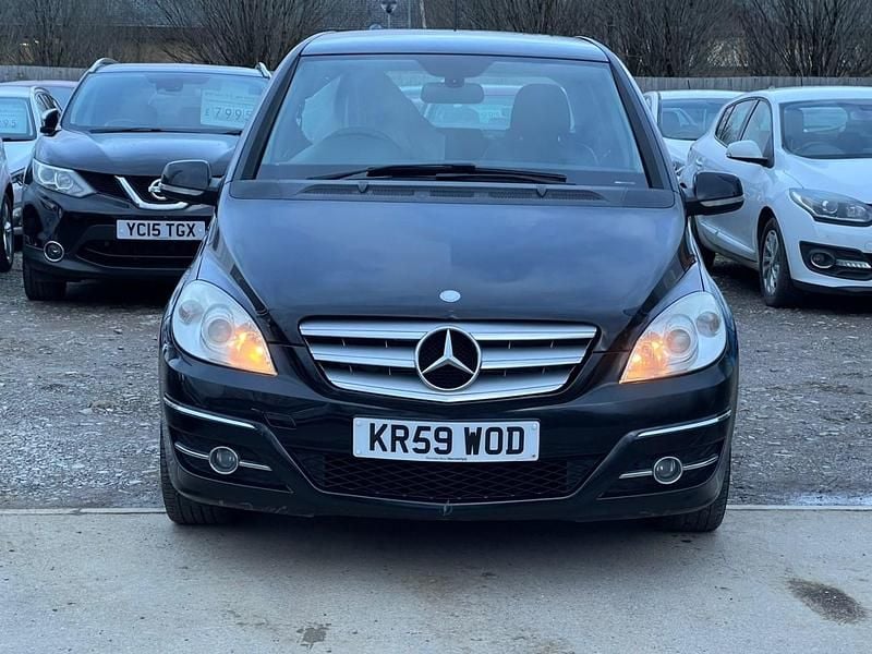 Used Mercedes B200 140 HP (102 kW) 2010 Black MPV