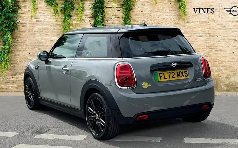 Used Mini Cooper Level 2 135 kW (184 HP) 2023 Hatchback