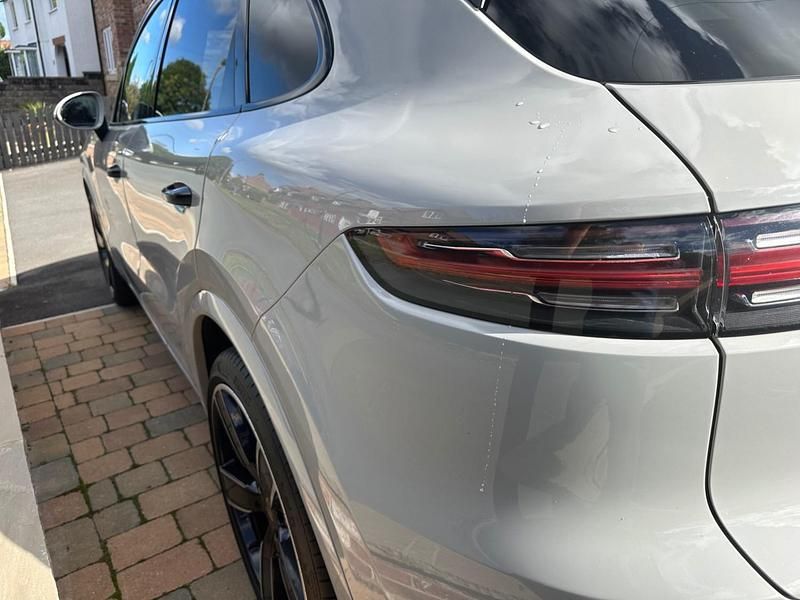 Usado Porsche Cayenne 2021 Cinzento SUV