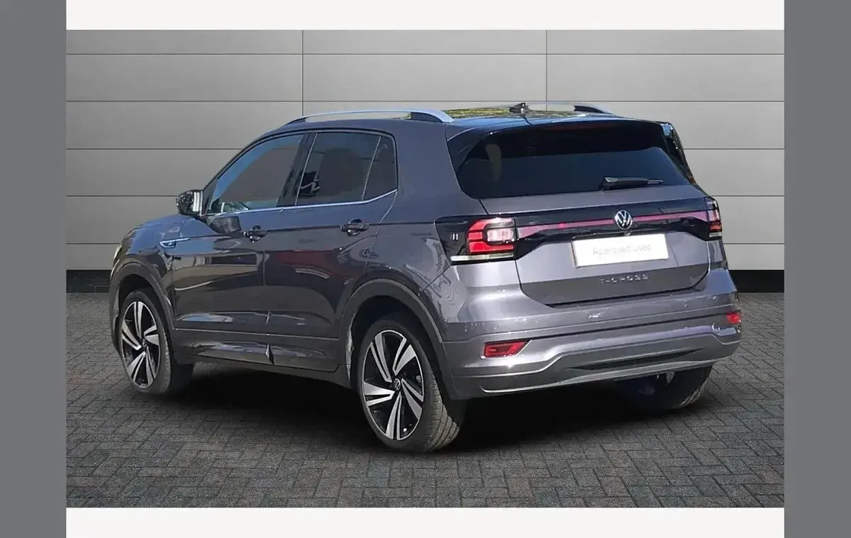Usado VW T-Cross Life 115 HP (84 kW) 2025 Cinzento SUV
