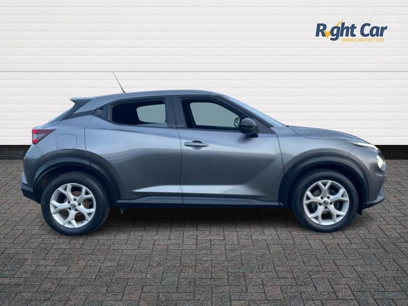 Used Nissan Juke Acenta 117 HP (86 kW) 2020 Grey SUV