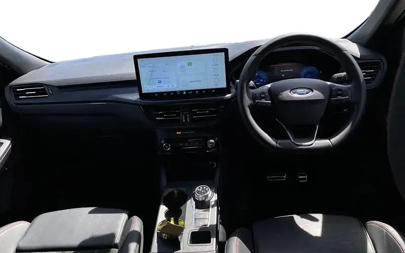 Used Ford Kuga ST-Line 179 HP (131 kW) 2024 White SUV