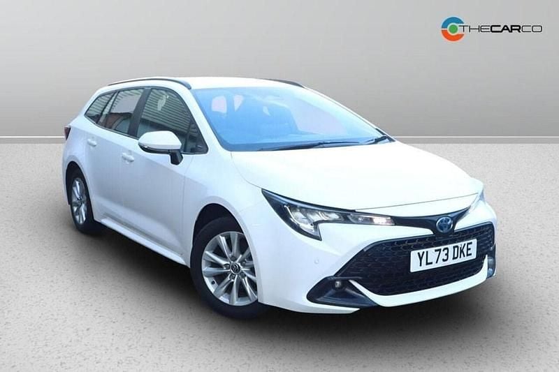 White Used 2024 Toyota Corolla Estate | £19,475 (Good price) - Image 1/3