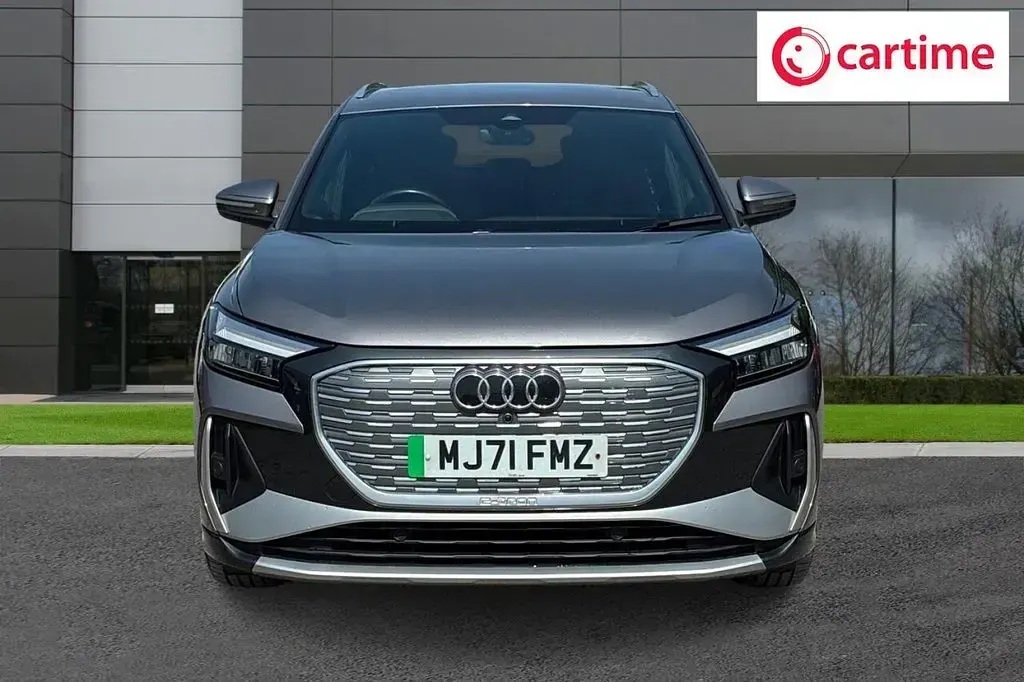 Used Audi Q4 e-tron S-Line 150 kW (204 HP) 2021 Grey SUV