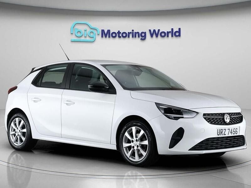 White Used 2023 Vauxhall Corsa Design Edition Hatchback | £10,200 (Good price) - Image 1/4