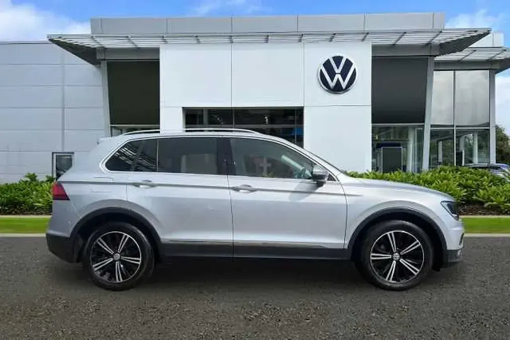 Begagnad VW Tiguan SE 150 HK (110 kW) 2019 Silver SUV