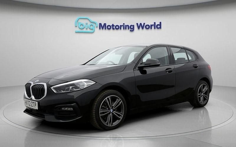 Used BMW 118 Sport Line 150 HP (110 kW) 2022 Hatchback