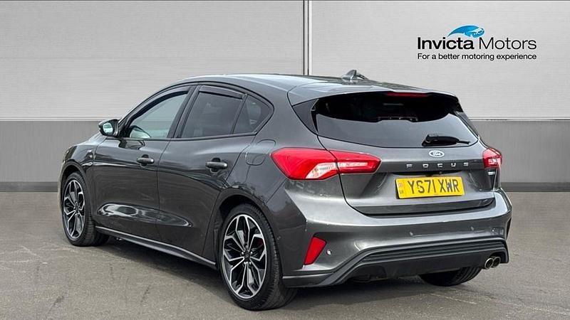 Used Ford Focus ST-Line X 155 HP (114 kW) 2022 Grey Hatchback