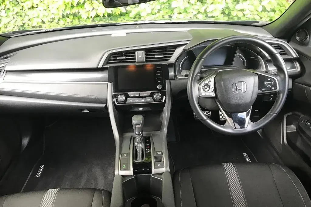 Used Honda Civic SR 126 HP (92 kW) 2020 Blue Hatchback