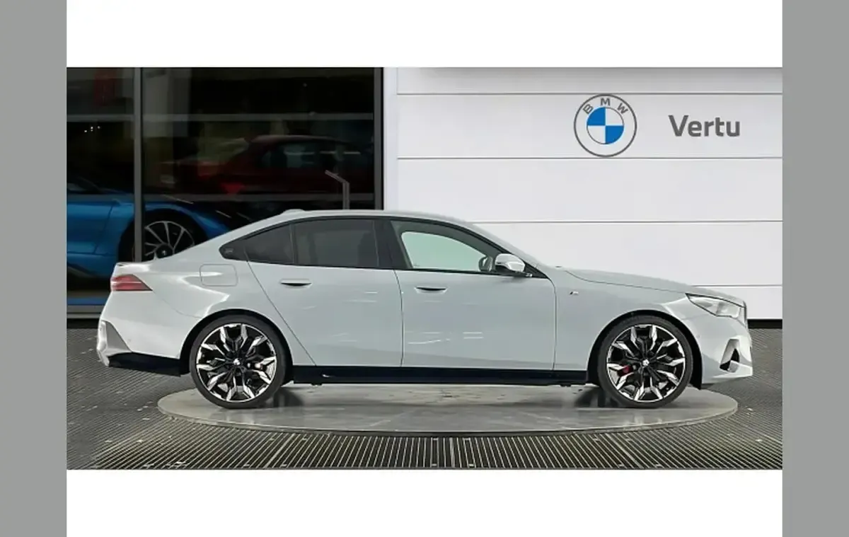 Used BMW 520 M Sport 205 HP (150 kW) 2024 Grey Sedan