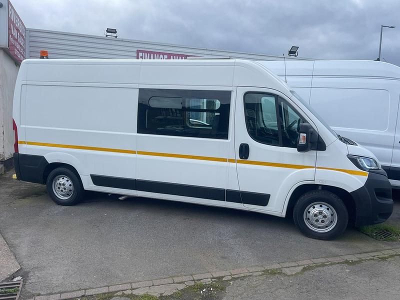 Used Peugeot Boxer 140 HP (102 kW) 2021 White Van