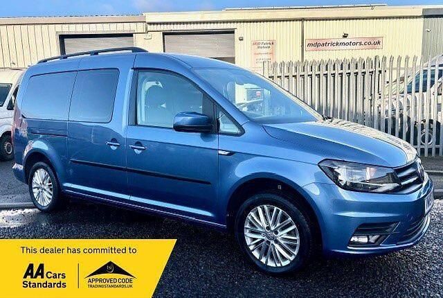 Blue Used 2019 VW Caddy Maxi Life Life MPV | £13,995 (Fair price) - Image 1/4