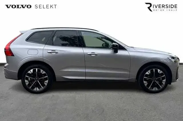 Used Volvo XC60 Plus 250 HP (183 kW) 2025 Aurora silver SUV